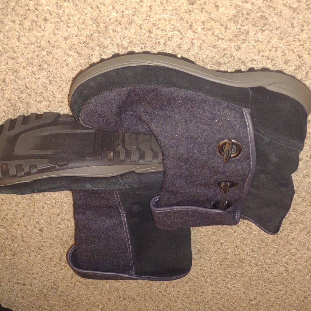 Women's size 10 lands end Boots